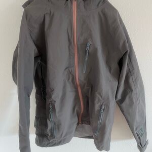 FlyLow Women's Gray Ski & Snow Jacket